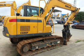 挖掘机配件厂商